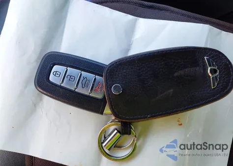 2012 Hyundai Genesis 4.6 из США, поврежденный, VIN KMHGC4DF3CU203128